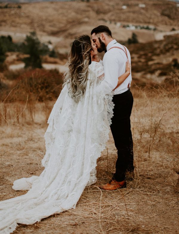 Discover Tiffany & Joey's boho wedding in the mountains of California