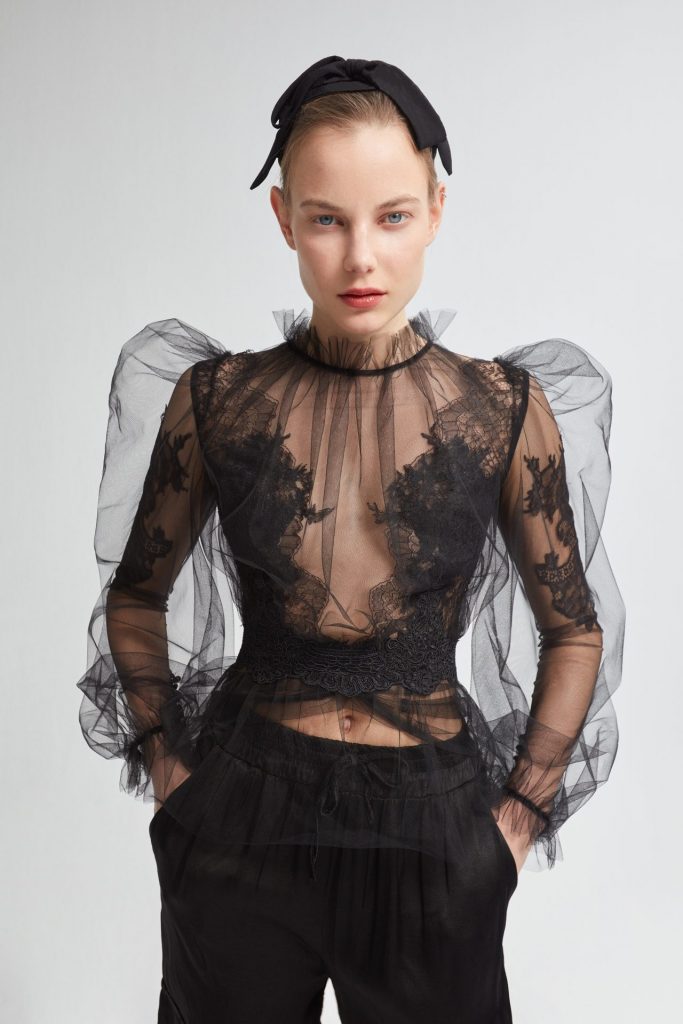 Romantic style sheer blouse in black tulle embroidered with lace