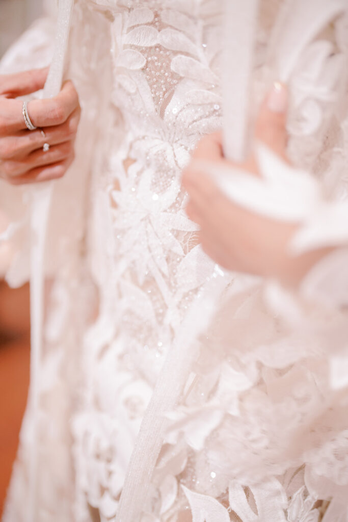 detalles del vestido de novia de Delicious Martha